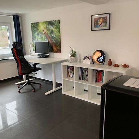 Guenstiges Privatzimmer لاروش المظهر الخارجي الصورة